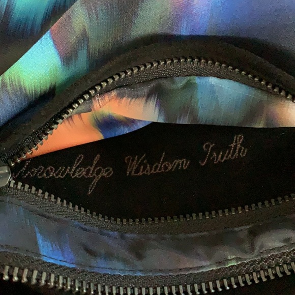 Robert Graham suede jacket - Picture 9 of 10